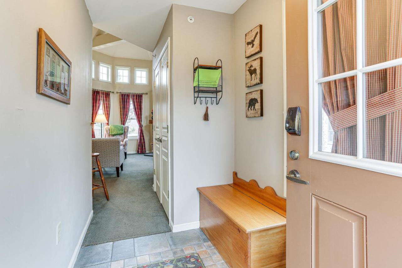 Spacious Condo With View Less Than 1 Mi To Mtn Creek Resort! Вернон Экстерьер фото