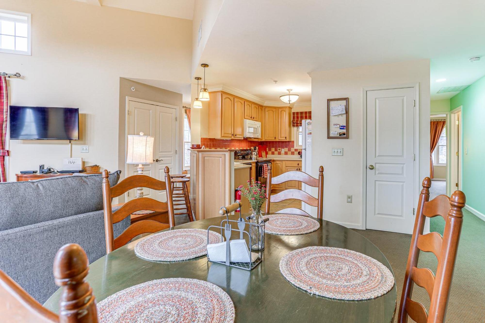 Spacious Condo With View Less Than 1 Mi To Mtn Creek Resort! Вернон Экстерьер фото