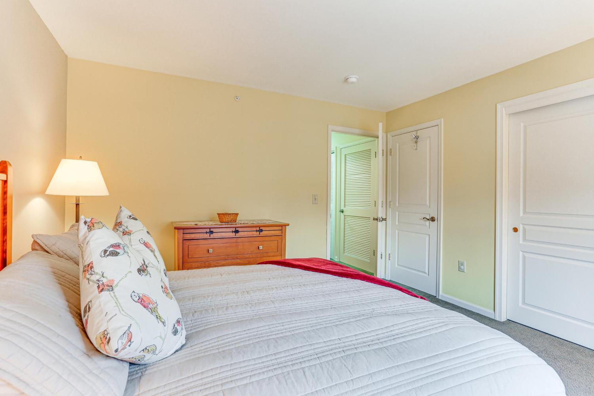 Spacious Condo With View Less Than 1 Mi To Mtn Creek Resort! Вернон Экстерьер фото